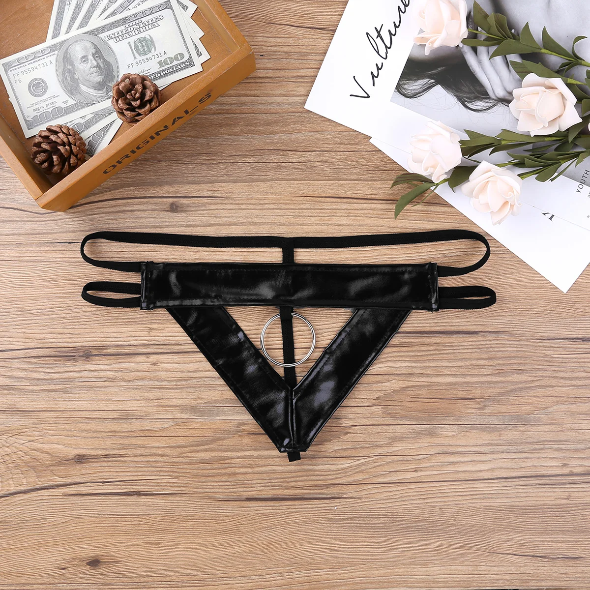 Mens Open Pouch G-Strings Thongs with Metal O-ring Sexy Hollow Sissy Bikini Men's Low Rise Underwear Night Club Gay Lingerie
Mens Open Pouch G-Strings Thongs with Metal O-ring Sexy Hollow Sissy Bikini Men's Low Rise Underwear Night Club Gay Lingerie