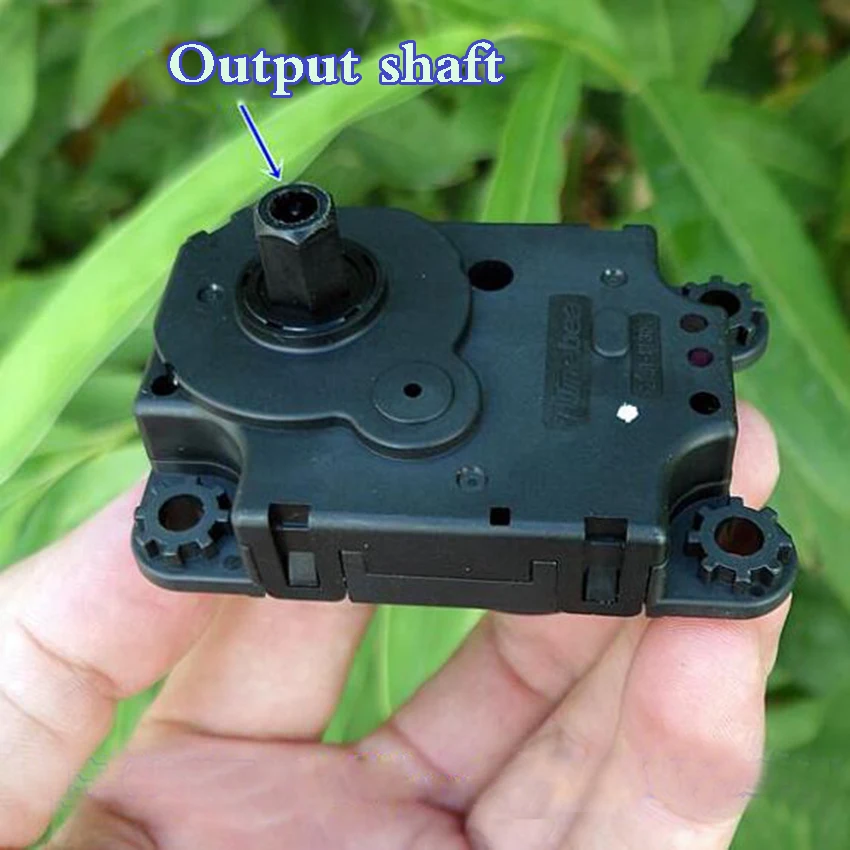 (NMB) two-phase six-wire stepping motor geared motor brushless fan angle control motor DC12V-24V 120MA
(NMB) two-phase six-wire stepping motor geared motor brushless fan angle control motor DC12V-24V 120MA