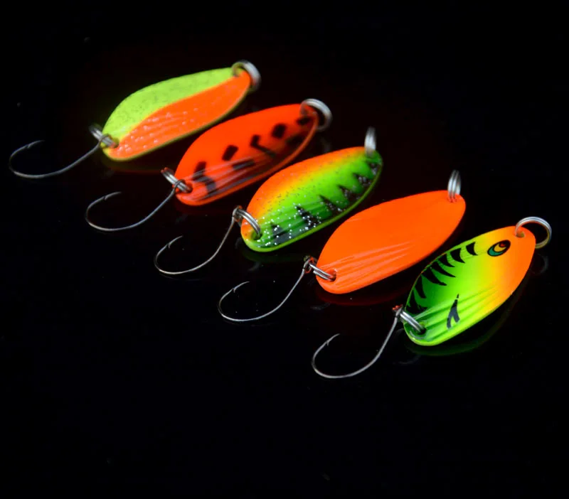 Metal Spoon Lure 5pcs/lot Saltwater Fishing Lure With Fishing Hook Sinking Bait For Carp Fishing Bait Bass Lure
Metal Spoon Lure 5pcs/lot Saltwater Fishing Lure With Fishing Hook Sinking Bait For Carp Fishing Bait Bass Lure