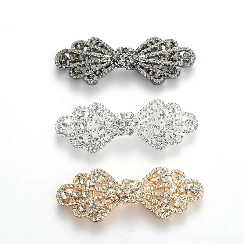 Mink Coat Clasp Buckle Buttons Floral Rhinestones Decorated Combined Fastener Buttons for Over Coat Jacket Cape Decoration
Mink Coat Clasp Buckle Buttons Floral Rhinestones Decorated Combined Fastener Buttons for Over Coat Jacket Cape Decoration
