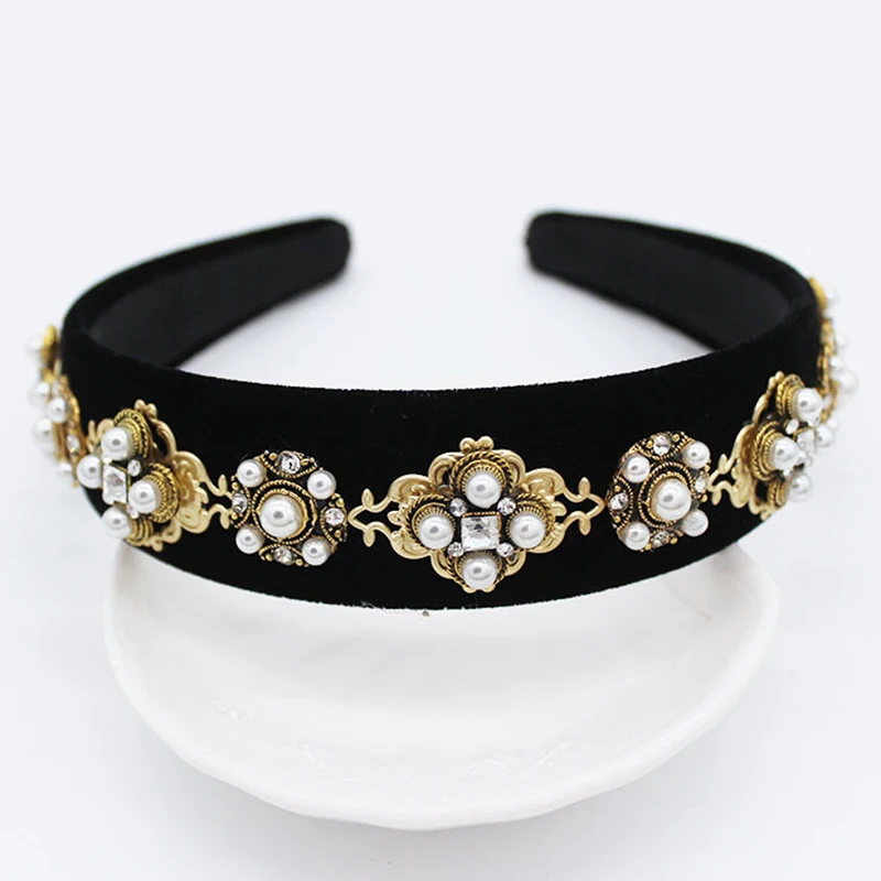 Vintage Palace Baroque Crown Crystal Pearl Headband Red Velvet Hair Bands Bridal Wedding Party Hair Jewelry Accessories Gift
Vintage Palace Baroque Crown Crystal Pearl Headband Red Velvet Hair Bands Bridal Wedding Party Hair Jewelry Accessories Gift