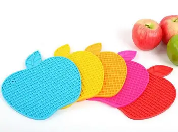 Free Shipping 50pcs Silicone Apple Shape Coasters Pads Cushion Bowl Wine Glass Mug Placement Cup Mats
Free Shipping 50pcs Silicone Apple Shape Coasters Pads Cushion Bowl Wine Glass Mug Placement Cup Mats