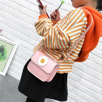 Hot Sale Baby Girl Flower Messenger Bag Children Coin Purse Handbag Kawaii Children Fashion Shoulder Messenger Bag
Hot Sale Baby Girl Flower Messenger Bag Children Coin Purse Handbag Kawaii Children Fashion Shoulder Messenger Bag