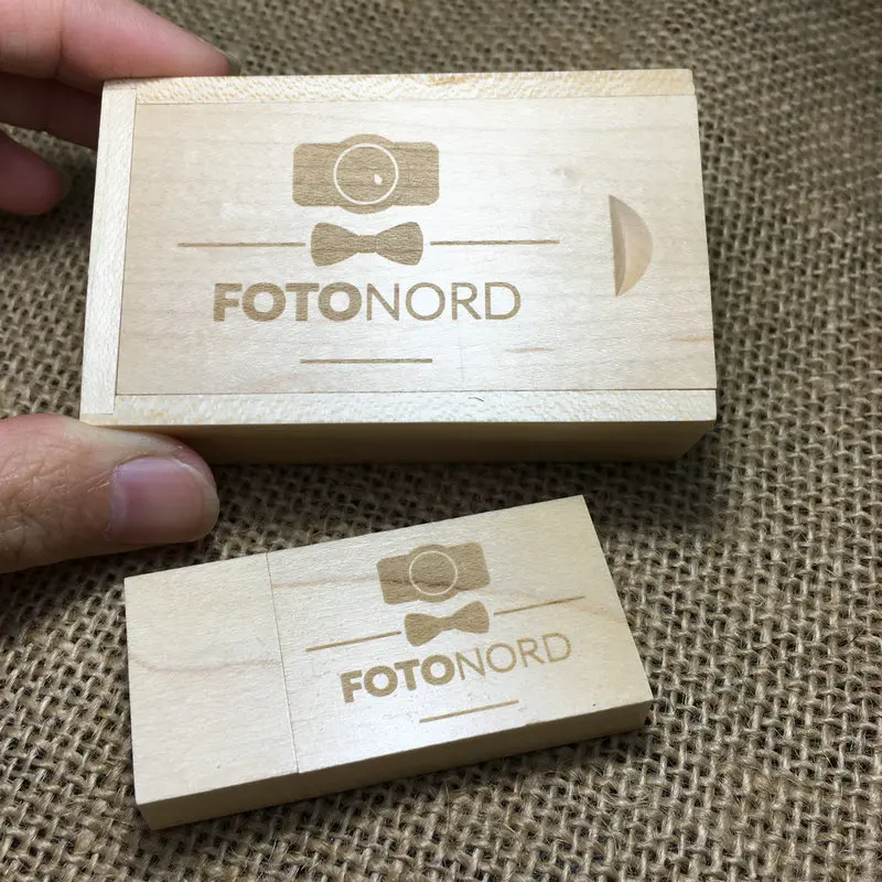 Custom LOGO Maple Wood Usb Flash Drive wooden pendrive 4gb 8gb 16gb 32gb Pen Drive memory 2.0 stick photography wedding gifts
Custom LOGO Maple Wood Usb Flash Drive wooden pendrive 4gb 8gb 16gb 32gb Pen Drive memory 2.0 stick photography wedding gifts