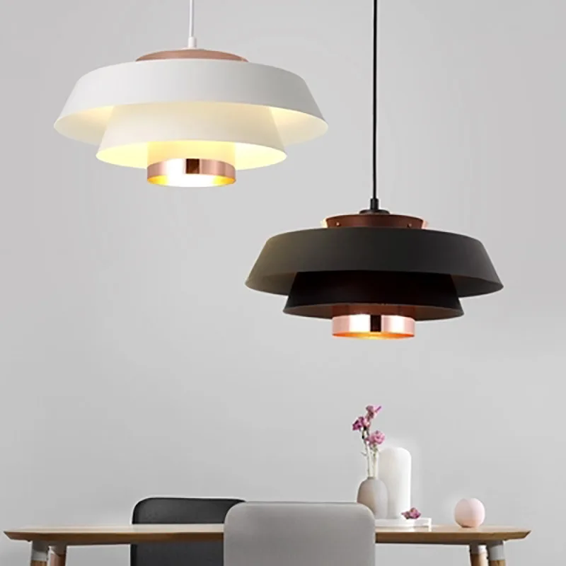 Nordic Style Pendent Lamp Post Modern Simple Restaurant Bar Creative light Led Lamps and lanterns Iron Chandelier Black White
Nordic Style Pendent Lamp Post Modern Simple Restaurant Bar Creative light Led Lamps and lanterns Iron Chandelier Black White