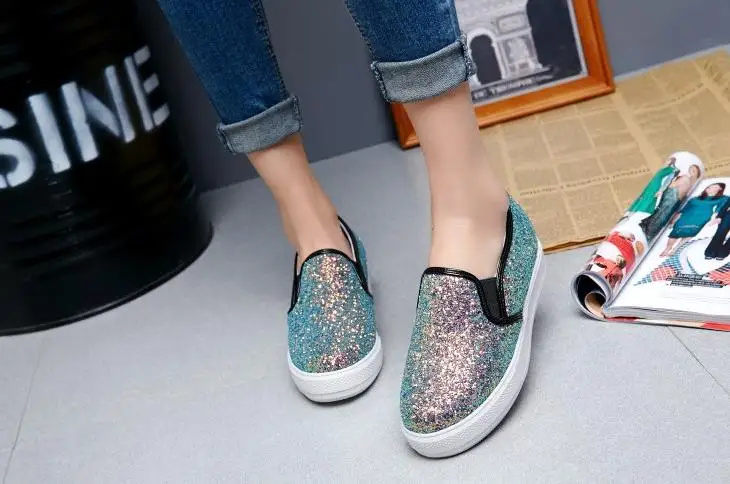 2018 autumn new low-top shoes shallow mouth youth waterproof platform increased sequin cloth 40-44 large size
2018 autumn new low-top shoes shallow mouth youth waterproof platform increased sequin cloth 40-44 large size