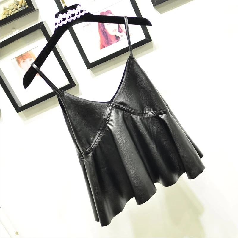 New 2018 Korean Women Spring Autumn V-neck Pu Leather Tank Top Sleeveless Vest Spaghetti Tops Woman Slim Black Shirt
New 2018 Korean Women Spring Autumn V-neck Pu Leather Tank Top Sleeveless Vest Spaghetti Tops Woman Slim Black Shirt
