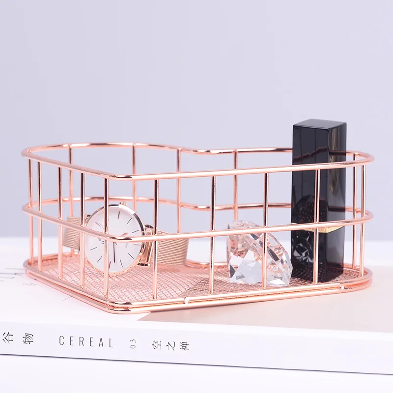 Iron art Makeup organizer Rose gold Heart shaped makeup storage basket dressing table organizer makeup cosmetic organizer box
Iron art Makeup organizer Rose gold Heart shaped makeup storage basket dressing table organizer makeup cosmetic organizer box