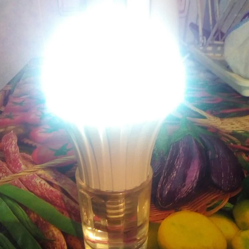 Led emergency light bulb magic light on the water 5W/7W/9W/12W/15W/18W intelligent emergency bulb charge water to light bulbs
Led emergency light bulb magic light on the water 5W/7W/9W/12W/15W/18W intelligent emergency bulb charge water to light bulbs