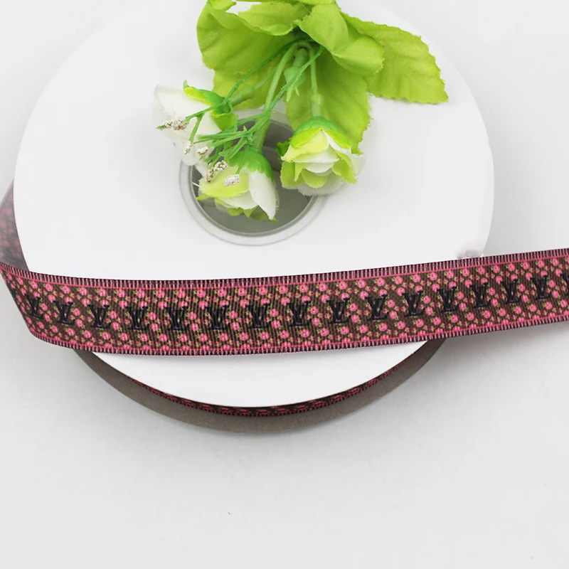 Letters and flowers printed grosgrain ribbon 75/38/25/22/16/9mm 10/25/50 yards wedding decorative ribbons DIY craft webbing
Letters and flowers printed grosgrain ribbon 75/38/25/22/16/9mm 10/25/50 yards wedding decorative ribbons DIY craft webbing