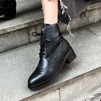 INS women ankle boots Genuine Leather 22-24.5cm feet length autumn and Winter Carved vintage Martin boots ankle boots for women
INS women ankle boots Genuine Leather 22-24.5cm feet length autumn and Winter Carved vintage Martin boots ankle boots for women