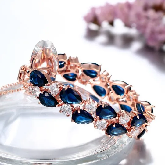 Top quality wide luxury retro Korean fashion AAA seven-color zircon crystal bracelet Jewelry for women wedding pulsera hombre
Top quality wide luxury retro Korean fashion AAA seven-color zircon crystal bracelet Jewelry for women wedding pulsera hombre