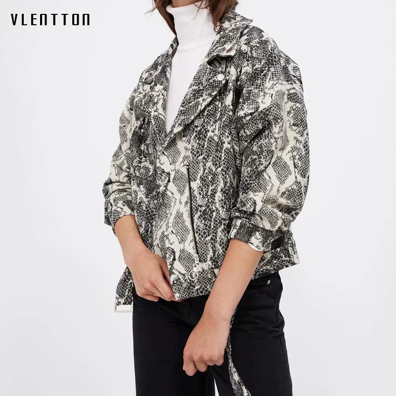 2019 New Snake Print Women's Jackets Fashion Short Female Motor Jacket Outerwear Spring autumn Casual Long Sleeve Woman's Coats
2019 New Snake Print Women's Jackets Fashion Short Female Motor Jacket Outerwear Spring autumn Casual Long Sleeve Woman's Coats