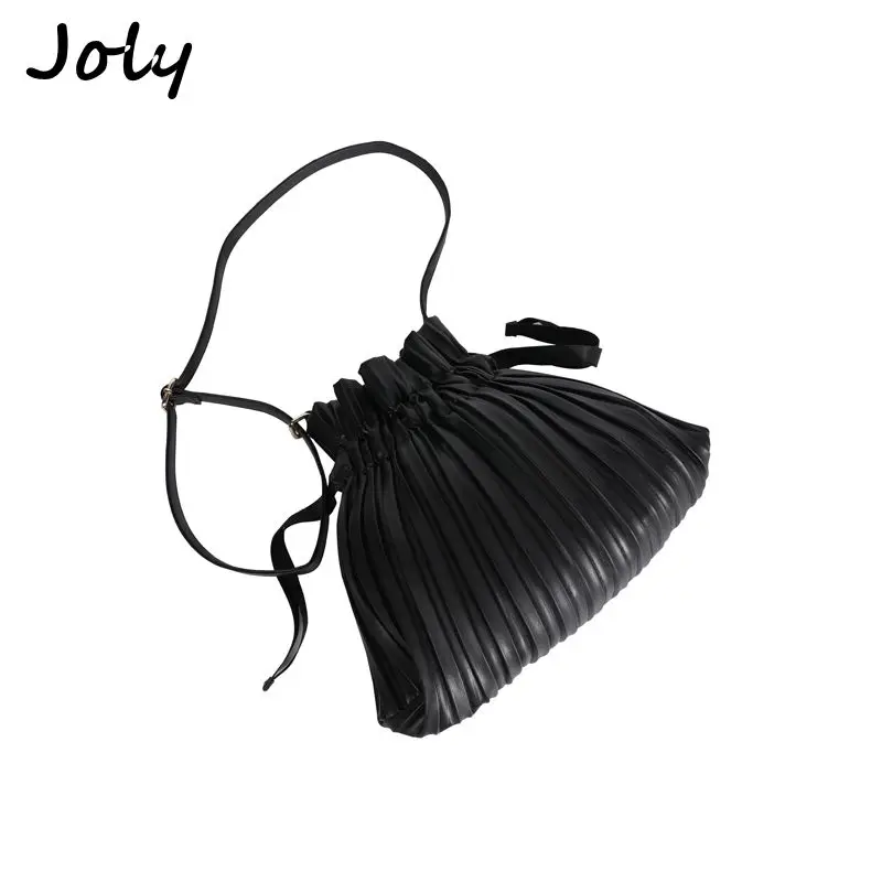 High Quality Fashion Leather Brand Fold Black Large Capacity Bags For Woman Sac A Main Female Shoulder Messenger Ladies Hand Bag
High Quality Fashion Leather Brand Fold Black Large Capacity Bags For Woman Sac A Main Female Shoulder Messenger Ladies Hand Bag
