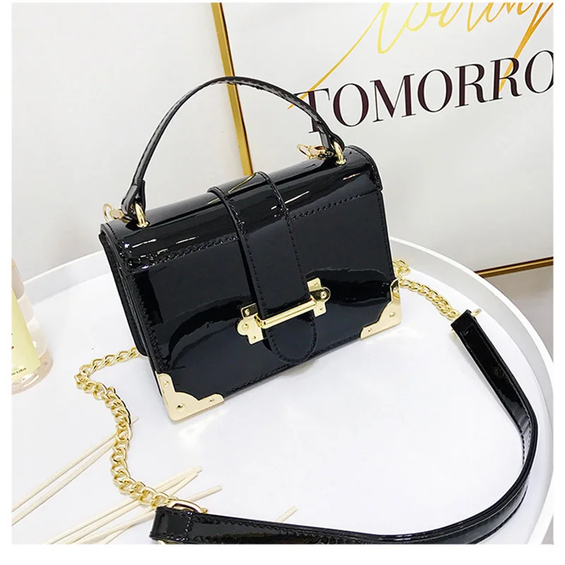 Chain Bag Vintage Shoulder Messenger Bag Retro Small Square Handbag for Girls Best Sale-WT
Chain Bag Vintage Shoulder Messenger Bag Retro Small Square Handbag for Girls Best Sale-WT