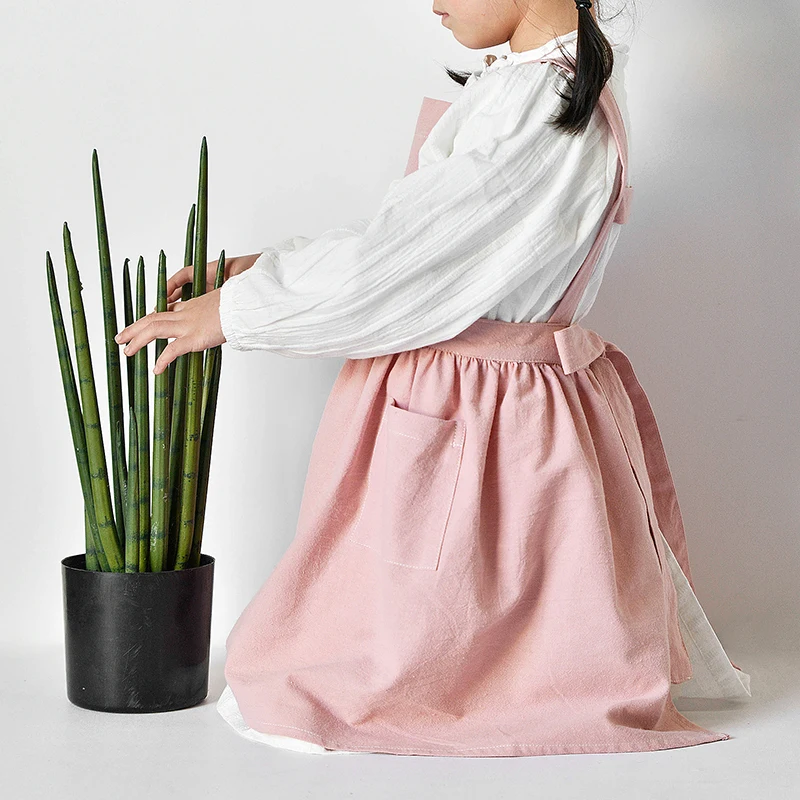 2018 Dress lace Apron for Children Cute child Kids With Pocket Kitchen Baking Painting Cooking Craft Art Bib Aprons
2018 Dress lace Apron for Children Cute child Kids With Pocket Kitchen Baking Painting Cooking Craft Art Bib Aprons