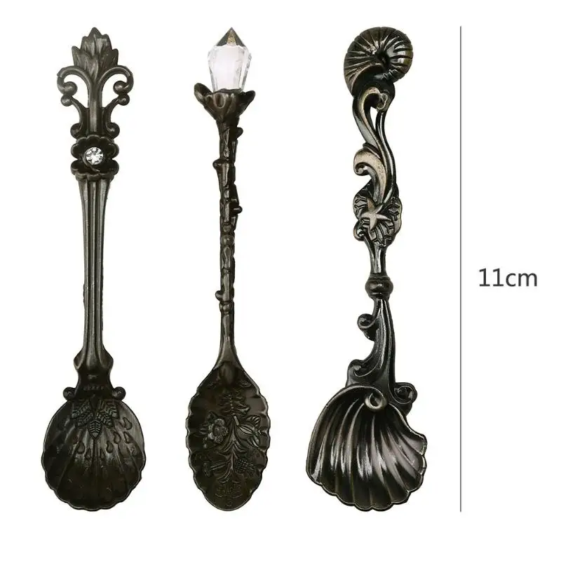 3pcs/set Vintage Coffee Ice Cream Spoon Metal Alloy Carved Dessert Candy Teaspoon Retro Table Decor Kitchen Tableware Supplies 3pcs/set Vintage Coffee Ice Cream Spoon Metal Alloy Carved Dessert Candy Teaspoon Retro Table Decor Kitchen Tableware Supplies