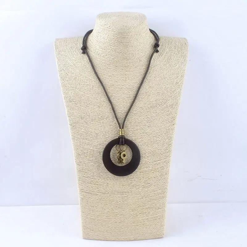 New maxi necklace Vintage necklaces pendants Women Jewelry colar Wood Pendant collier collares sailor moon choker necklace MJT
New maxi necklace Vintage necklaces pendants Women Jewelry colar Wood Pendant collier collares sailor moon choker necklace MJT