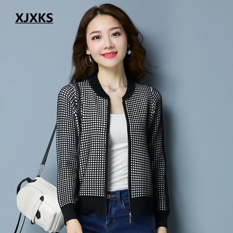 XJXKS Fashion Autumn And Winter Jacket Women Knitted Sweater Women Cardigan Coat Plaid High Quality Cashmere Sweater Jacketes
XJXKS Fashion Autumn And Winter Jacket Women Knitted Sweater Women Cardigan Coat Plaid High Quality Cashmere Sweater Jacketes
