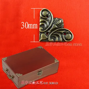 100pcs/lot 30MM Small butterfly fillet Furniture Hardware Antique corners Wooden box Gift Box Edges Lace corner Triangle
100pcs/lot 30MM Small butterfly fillet Furniture Hardware Antique corners Wooden box Gift Box Edges Lace corner Triangle