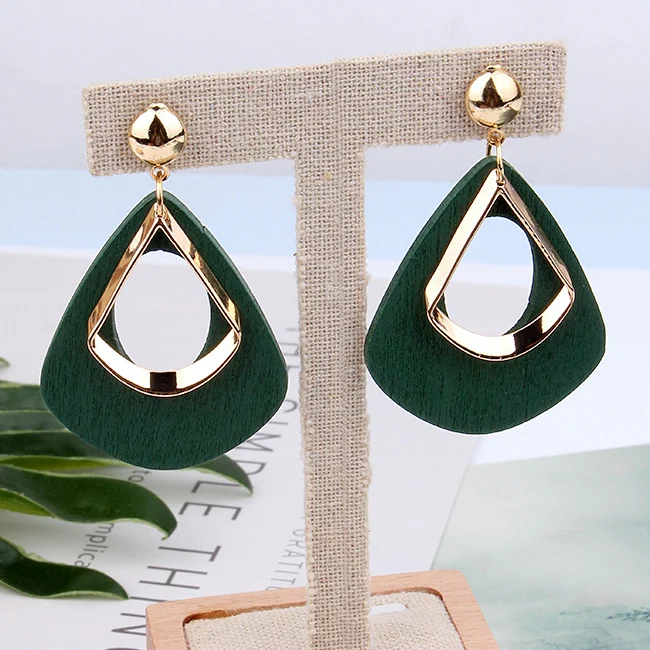 Personality 2019 Women's Fashion Statement Earring Red Green Black Retro Geometric Wooden Brincos Wedding Party Jewelry
Personality 2019 Women's Fashion Statement Earring Red Green Black Retro Geometric Wooden Brincos Wedding Party Jewelry