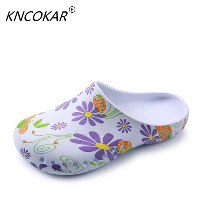 2018 new fashionable sandals printing protective shoes medical protective shoes experimental slippers surgery doctor
2018 new fashionable sandals printing protective shoes medical protective shoes experimental slippers surgery doctor
