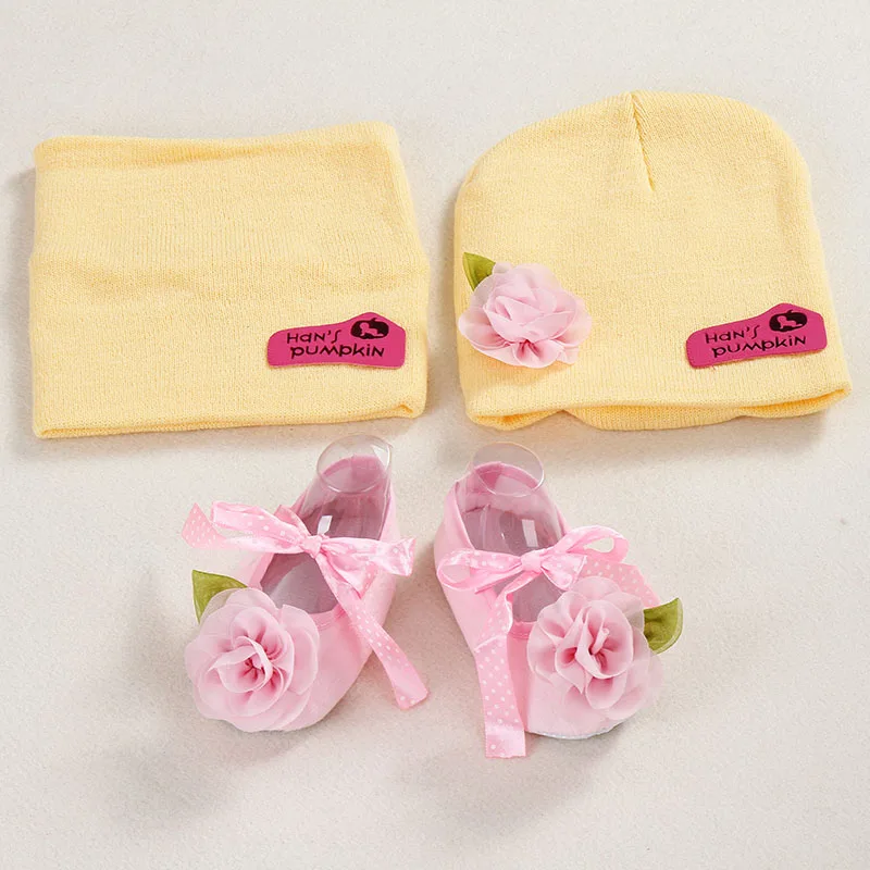 Newborn Baby Girl Shoes,3pcs Big Flower Knitting Baby Shoes Girls Hats scarf Sets,Infant Hat Handmade Cap girls Baptism Shoe
Newborn Baby Girl Shoes,3pcs Big Flower Knitting Baby Shoes Girls Hats scarf Sets,Infant Hat Handmade Cap girls Baptism Shoe