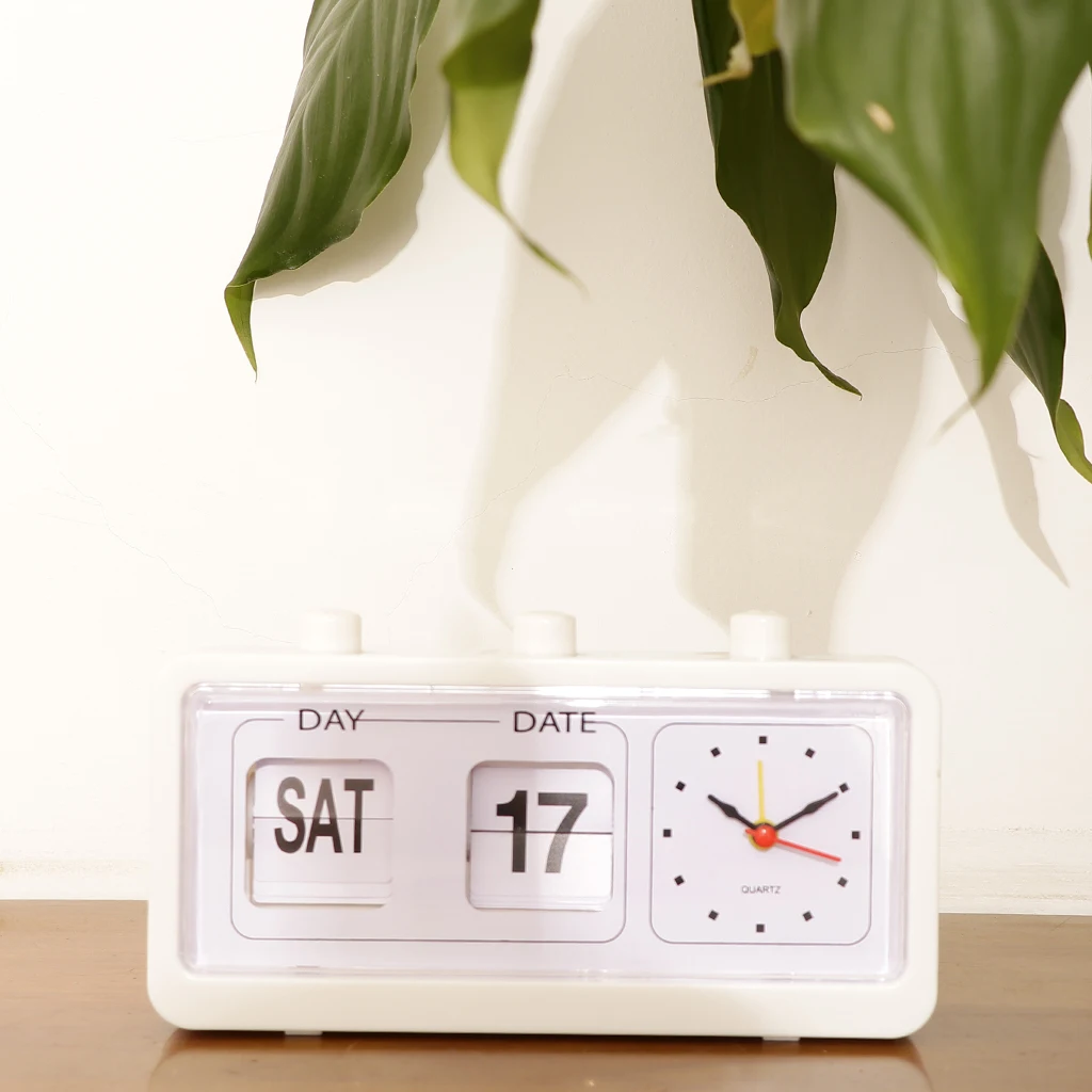 1 Piece Retro Flip Clock Digtal Flip Day Date Time Display Clock 2 Colors Optional 1 Piece Retro Flip Clock Digtal Flip Day Date Time Display Clock 2 Colors Optional