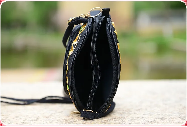 Petit sac bandoulière ethnique Petit sac bandoulière ethnique rangement