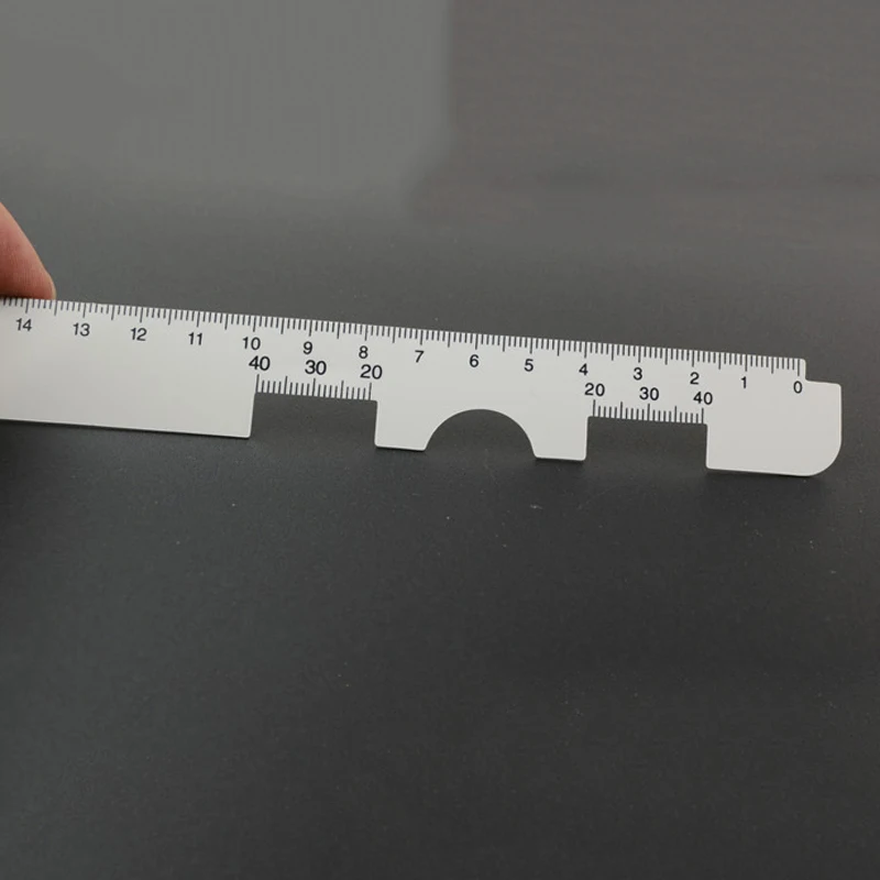 1PC PD Ruler Kids Glasses Measure Device Pupil Distance Meter Optical Measuring Instrument Eye Ophthalmic Tool
1PC PD Ruler Kids Glasses Measure Device Pupil Distance Meter Optical Measuring Instrument Eye Ophthalmic Tool