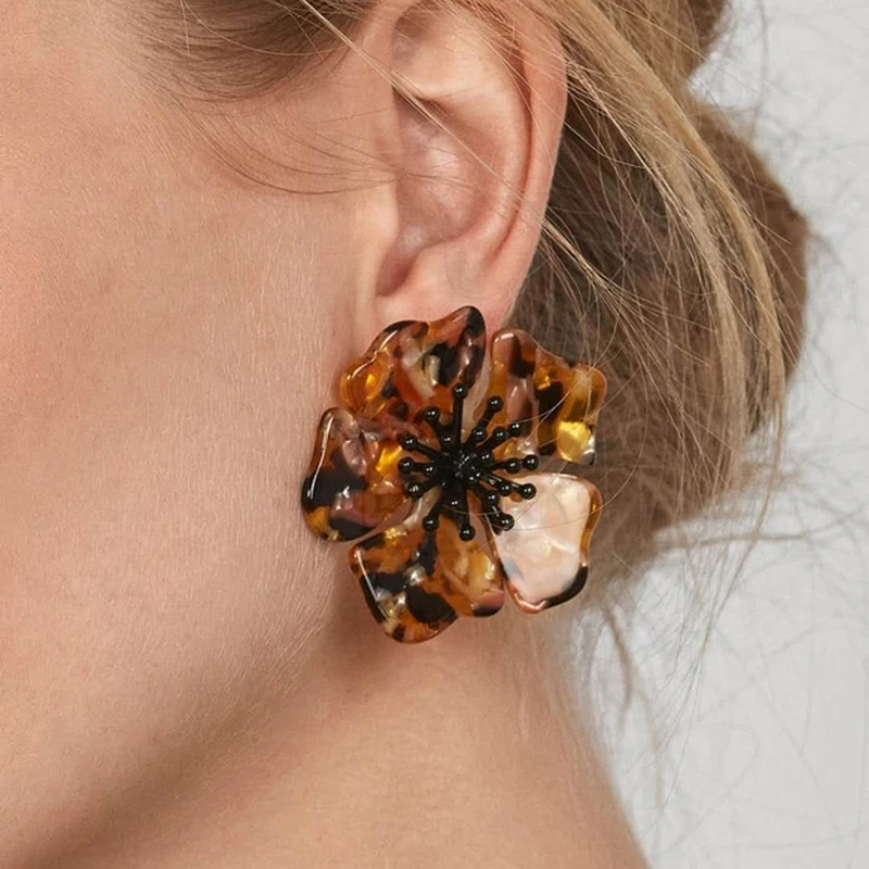 Statement Acrylic Resin Stud Earrings for Women Elegant Golden Flower ball Party Wedding Fashion Earings Charm Femme Jewelry
Statement Acrylic Resin Stud Earrings for Women Elegant Golden Flower ball Party Wedding Fashion Earings Charm Femme Jewelry