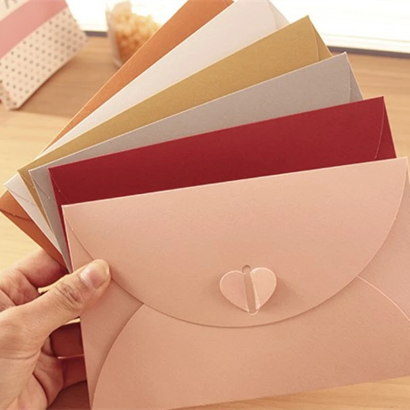 Coloffice 1pcs 17.5*11cm Colorful Simple heart Buckle Kraft Paper Envelopes Retro Small Envelope Paper Invitation Envelope Cards
Coloffice 1pcs 17.5*11cm Colorful Simple heart Buckle Kraft Paper Envelopes Retro Small Envelope Paper Invitation Envelope Cards