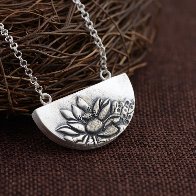 Real Pure Sterling Silver 925 Pendant For Women With Lotus Engraved Personalized Lucky Pendant Colgante Plata 925
Real Pure Sterling Silver 925 Pendant For Women With Lotus Engraved Personalized Lucky Pendant Colgante Plata 925