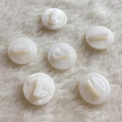 Free shipping 50pcs/lot High-grade natural pearl shell button white button mushrooms high cardigan sweater dress children button
Free shipping 50pcs/lot High-grade natural pearl shell button white button mushrooms high cardigan sweater dress children button