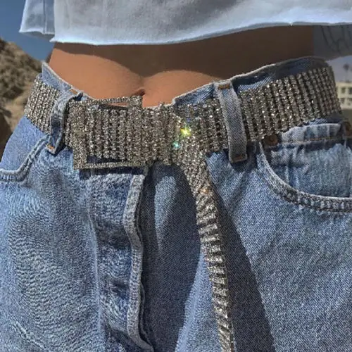 Luxury 2019 Shiny Crystal Belt Women 10 Rows Full Rhinestone Shiny Waistband Casual Party Dress Belt Waist Chain Drop Ship
Luxury 2019 Shiny Crystal Belt Women 10 Rows Full Rhinestone Shiny Waistband Casual Party Dress Belt Waist Chain Drop Ship