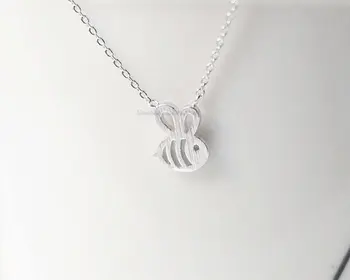 30PCS- Tiny Honey Bee Necklace Cute Insect Bumble Bee Necklaces Queen Bee Necklaces Bumblebee Beehive Necklaces
30PCS- Tiny Honey Bee Necklace Cute Insect Bumble Bee Necklaces Queen Bee Necklaces Bumblebee Beehive Necklaces