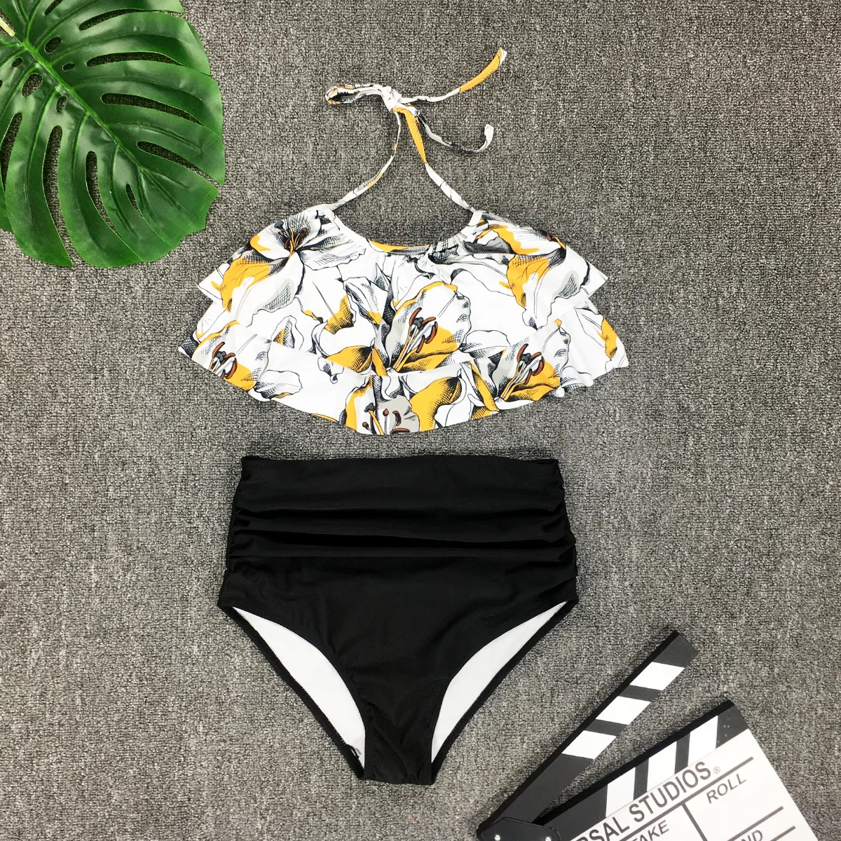 Swimwear Women Bikini 2019 Mujer High Waist Swimsuits Ruffles Bikinis Swimming Suit For Womens Push Up Bathing Suits Biquini 2XL
Swimwear Women Bikini 2019 Mujer High Waist Swimsuits Ruffles Bikinis Swimming Suit For Womens Push Up Bathing Suits Biquini 2XL