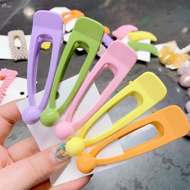 AOMU Japan Korea Macaron Color Hollow Geometric Waterdrop Hair Clips Women Round Bead Hairpins Solid Color Metal Hair Accessorie
AOMU Japan Korea Macaron Color Hollow Geometric Waterdrop Hair Clips Women Round Bead Hairpins Solid Color Metal Hair Accessorie