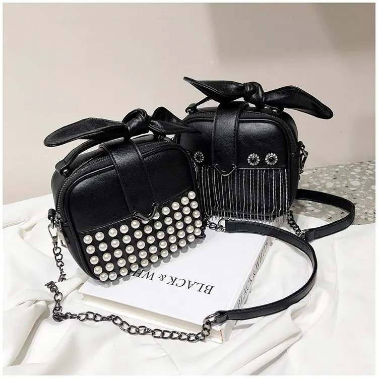 Tassel bag 2019 new fashion summer black chain handbag trend pearl shoulder Messenger bag youth ladies bag
Tassel bag 2019 new fashion summer black chain handbag trend pearl shoulder Messenger bag youth ladies bag