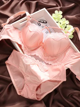 Sexy temptation lace cup young girl bra set vest bat underwear adjustable bra set
Sexy temptation lace cup young girl bra set vest bat underwear adjustable bra set