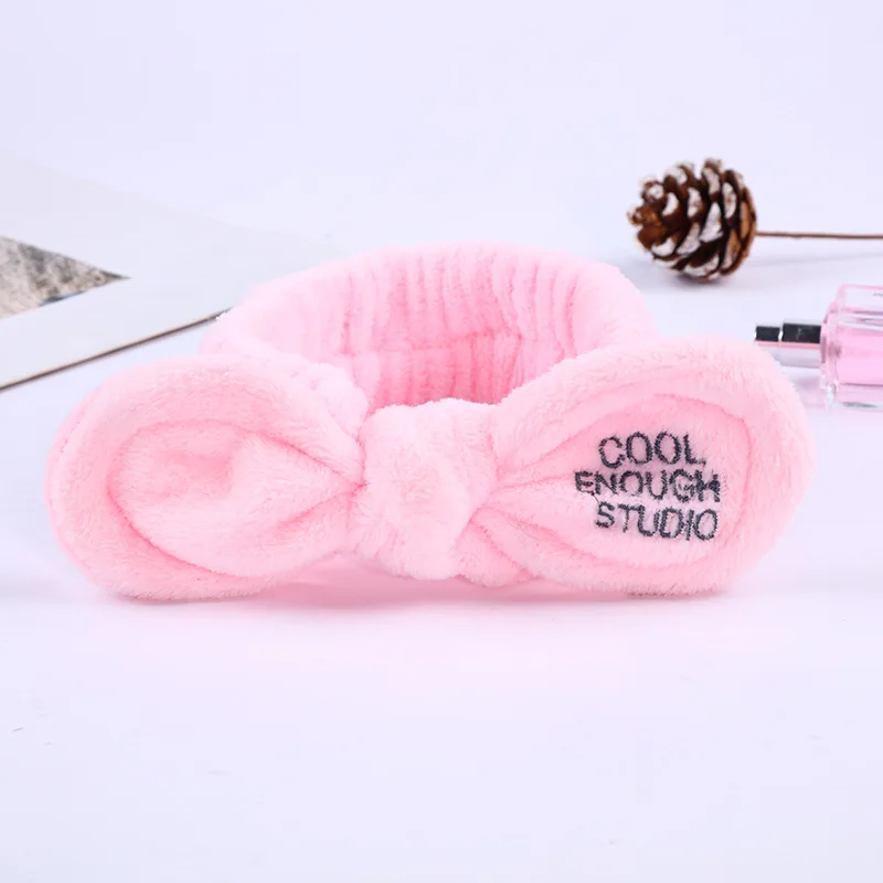 Cute Plush Rabbit Ear Hair Band Makeup Face Wash Lady Headband Bathroom Bathing Bear Headdress Girl Hair Accessories for Women 
Cute Plush Rabbit Ear Hair Band Makeup Face Wash Lady Headband Bathroom Bathing Bear Headdress Girl Hair Accessories for Women