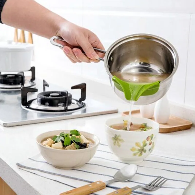Anti-spill Silicone Slip Funnel Pot Funnel Diversion Mouth High Quality Kitchen Tools Anti-spill Kitchenware Gadget Tool
Anti-spill Silicone Slip Funnel Pot Funnel Diversion Mouth High Quality Kitchen Tools Anti-spill Kitchenware Gadget Tool