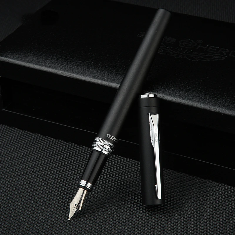 High Quality full metal Iraurita fountain pen Black Blue White body 0.5mm ink pens Caneta Stationery Office school supplies 1035
High Quality full metal Iraurita fountain pen Black Blue White body 0.5mm ink pens Caneta Stationery Office school supplies 1035