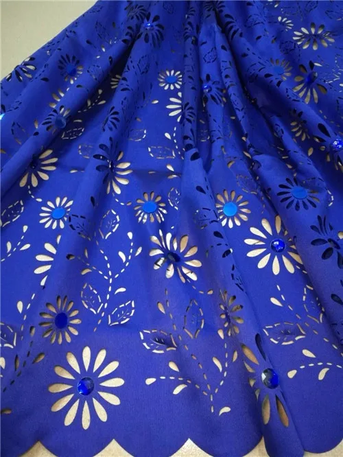 2018 new fashion design laser cut lace fabric with big stones high quality Nigerian lace fabrics for wedding ppm182
2018 new fashion design laser cut lace fabric with big stones high quality Nigerian lace fabrics for wedding ppm182