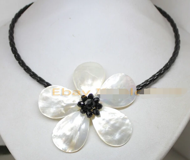 flower white mother of pearl shell crystal pendant necklace 18" handmade AAA style Fine Noble real Natural free shipping
flower white mother of pearl shell crystal pendant necklace 18" handmade AAA style Fine Noble real Natural free shipping