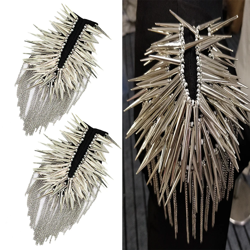 Manual Beaded Shoulder Patches Punk Wind Coat Suit Brooch Chain Fringe Tassel Badge Epaulets 2pc TH1732
Manual Beaded Shoulder Patches Punk Wind Coat Suit Brooch Chain Fringe Tassel Badge Epaulets 2pc TH1732