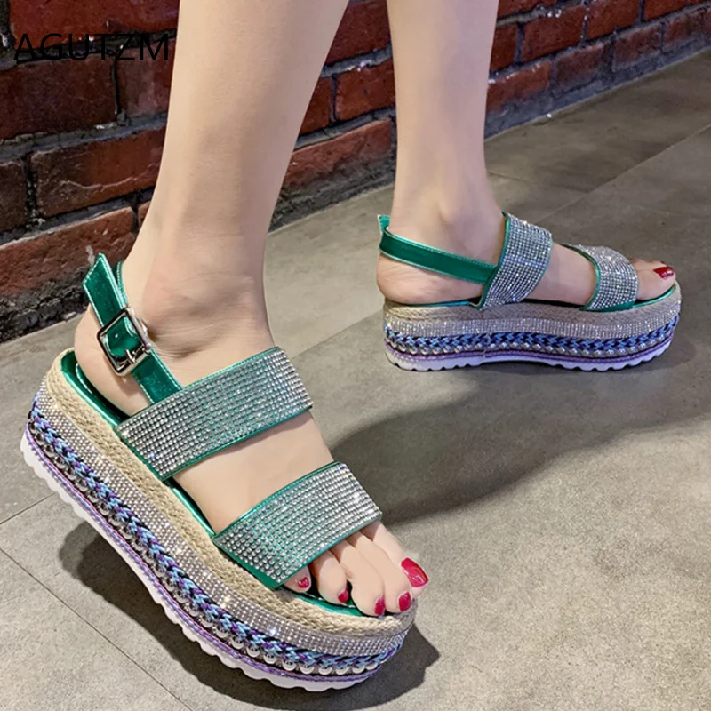 AGUTZM Woman shoes summer new rhinestone rivet buckle with thick bottom muffin open toe woman sandals woman casual shoes A198
AGUTZM Woman shoes summer new rhinestone rivet buckle with thick bottom muffin open toe woman sandals woman casual shoes A198