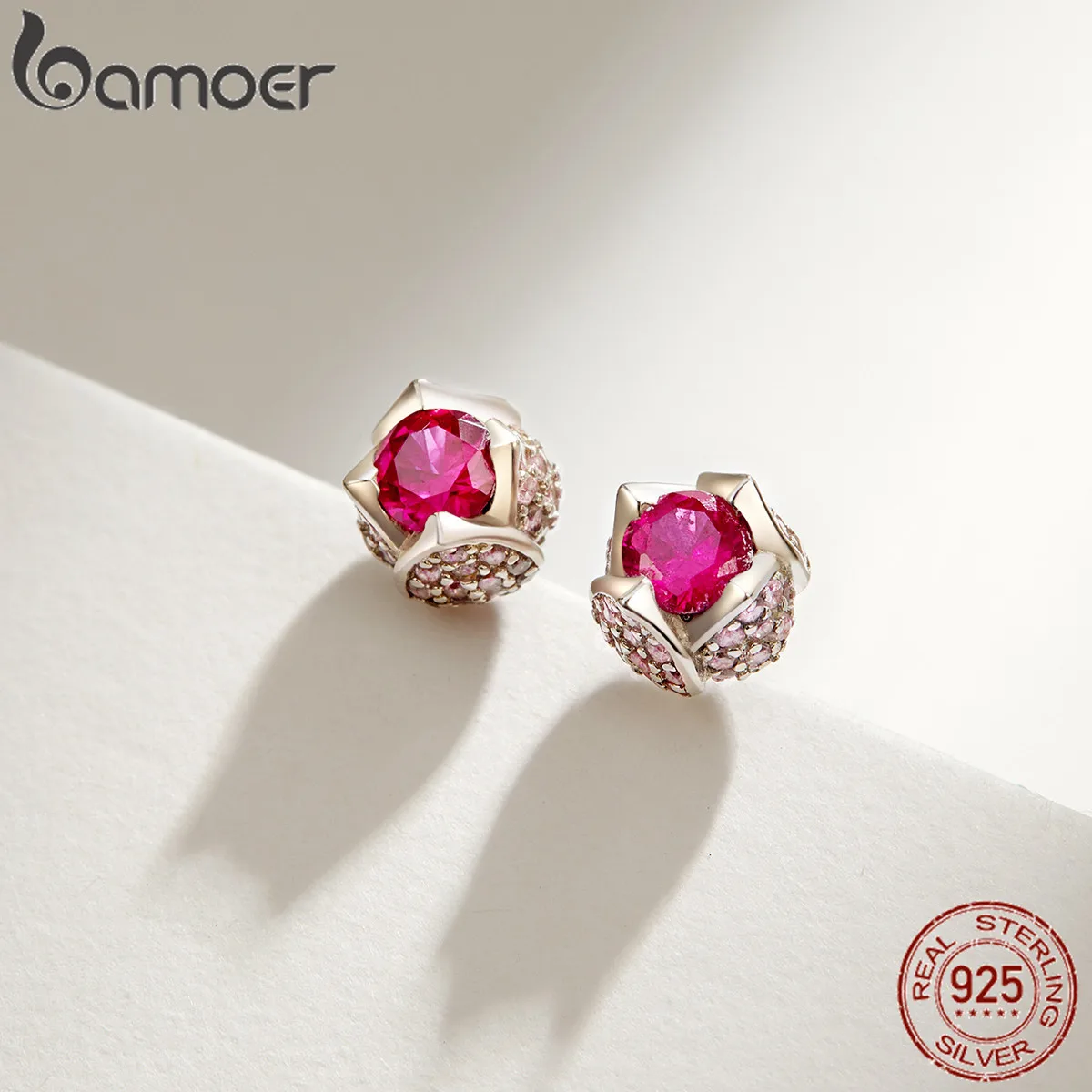 BAMOER Romantic 925 Sterling Silver Luminous Tulip Flower Buds Pink CZ Zircon Stud Earrings Women Wedding Jewelry Gift GAE042
BAMOER Romantic 925 Sterling Silver Luminous Tulip Flower Buds Pink CZ Zircon Stud Earrings Women Wedding Jewelry Gift GAE042