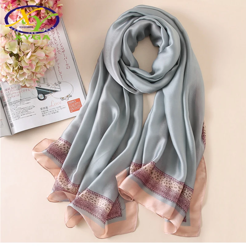 1PC 2017 New Europe Style Luxury Silk Satin Women Fashion Scarf Thin Summer Woman Fashion Big Thin Silk Pashmina Shawls
1PC 2017 New Europe Style Luxury Silk Satin Women Fashion Scarf Thin Summer Woman Fashion Big Thin Silk Pashmina Shawls