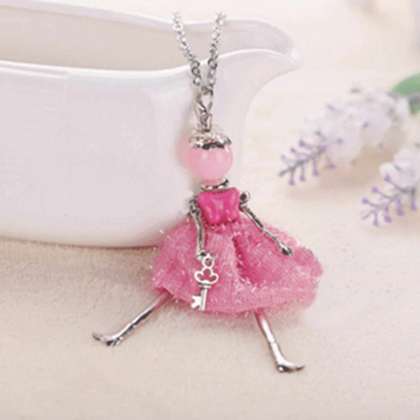 2016 New fashion personality long doll princess necklace sweater chain women brand Fashion popular jewelry free shipping
2016 New fashion personality long doll princess necklace sweater chain women brand Fashion popular jewelry free shipping